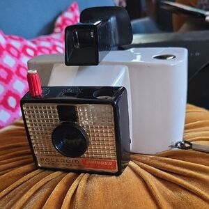 Polaroid Swinger Camera in White and Black